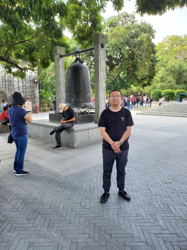 杨昊的第一张照片--深圳上门女婿服务网