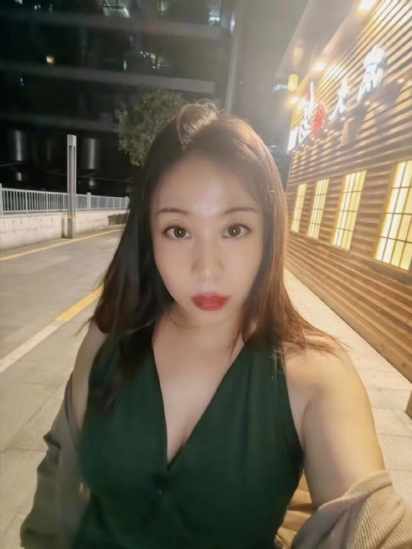 叶子青青的第三张照片--深圳上门女婿服务网