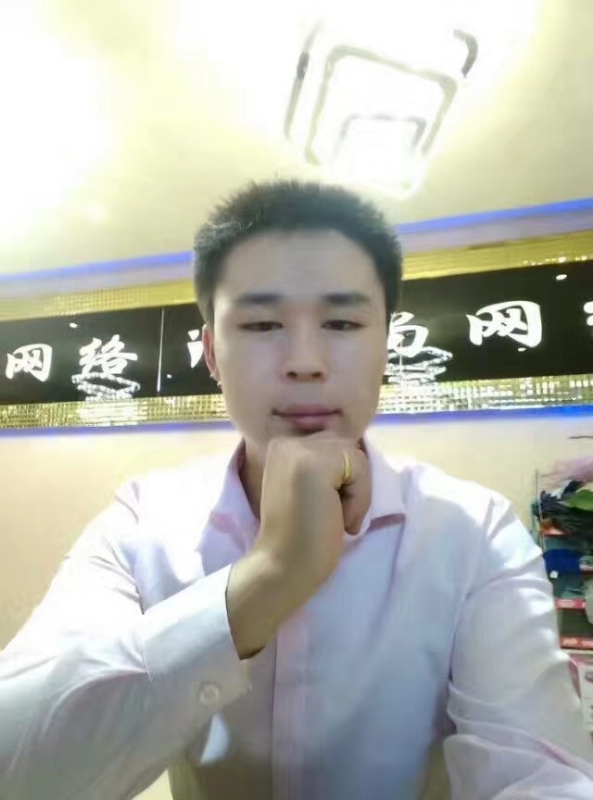 沉默寡言的第一张照片--深圳上门女婿服务网